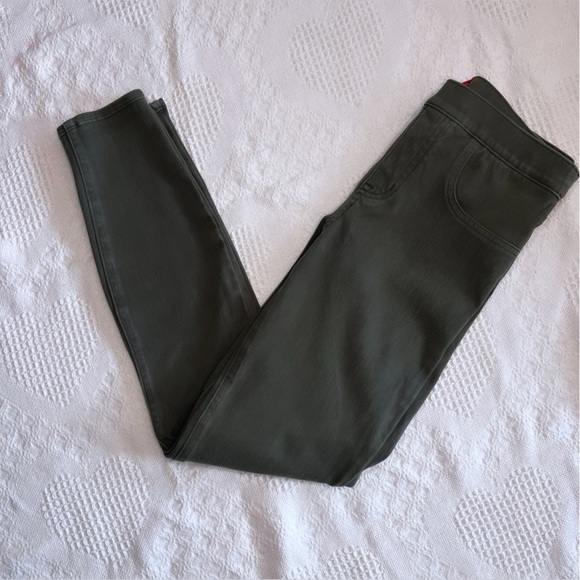 LIKE NEW SPANX Jean-ish Ankle Leggings In Olive/Army Green Size Small - Picture 6 of 8